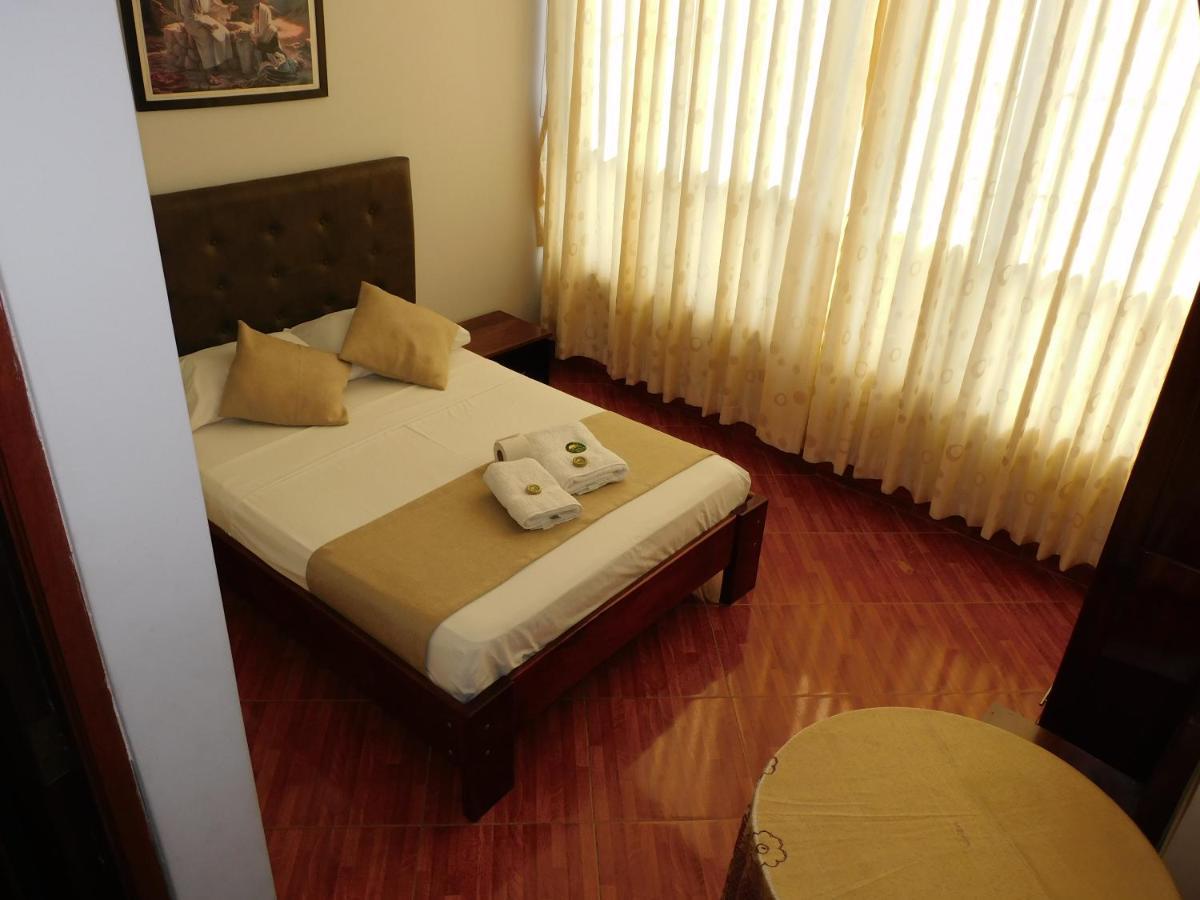 Hotel Tambopata Inn Puerto Maldonado Buitenkant foto