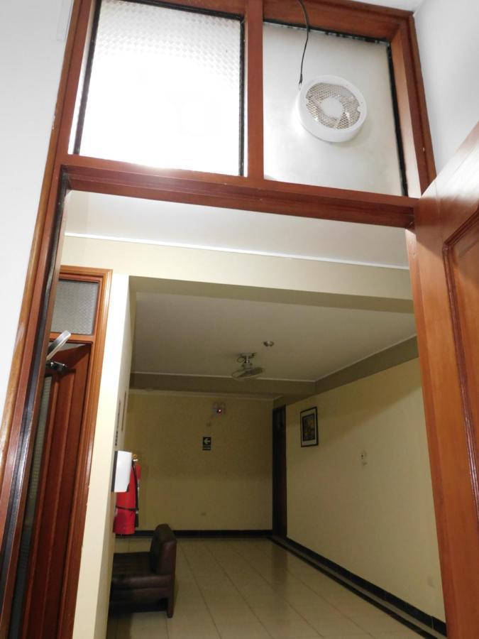 Hotel Tambopata Inn Puerto Maldonado Buitenkant foto